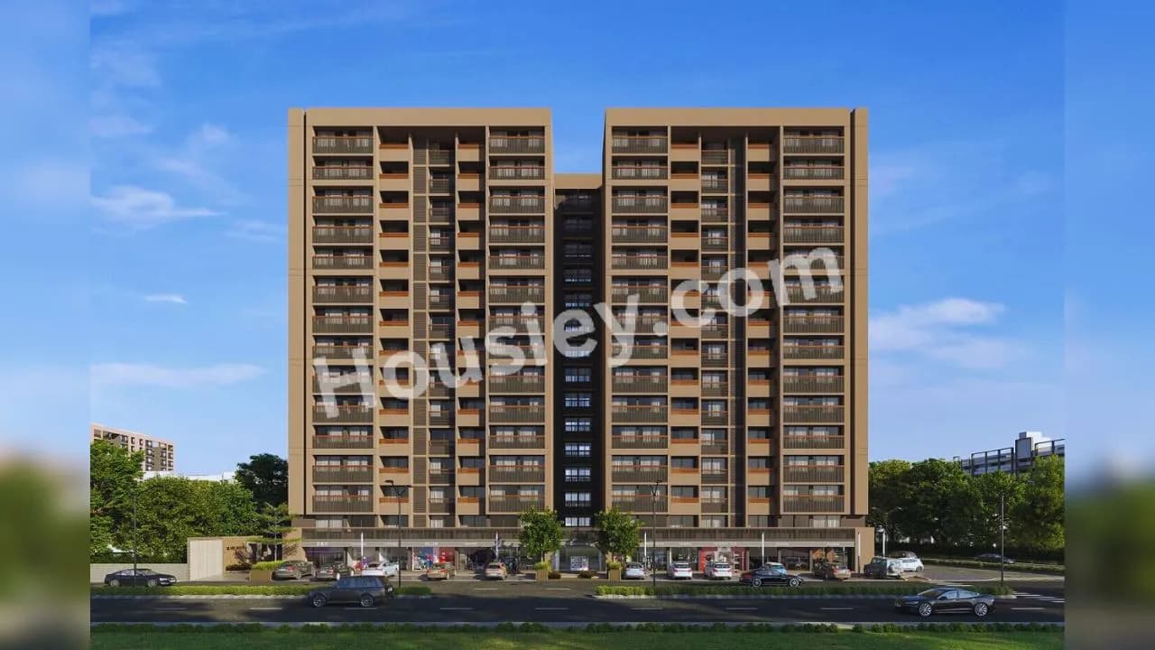 Avirat Silver Luxuria