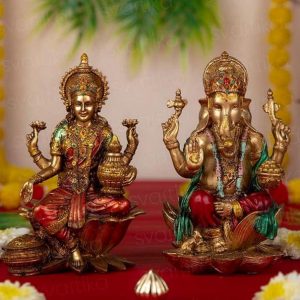 Ganesh and Lakshmi Positioning