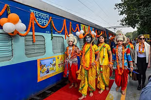 What Role Does Central Railway Play in Pilgrimage Tourism? What Role Does Central Railway Play in Pilgrimage Tourism?