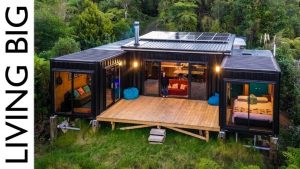 Off-grid Container Homes
