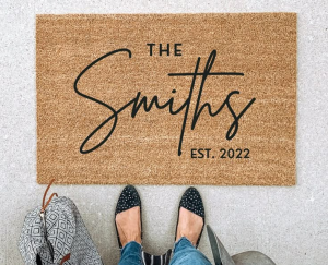How Does a Personalized Doormat Make a Great Gift
