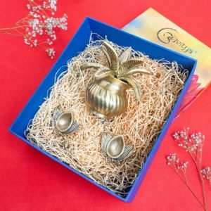Why Are Traditional Griha Pravesh Gifts Still Relevant